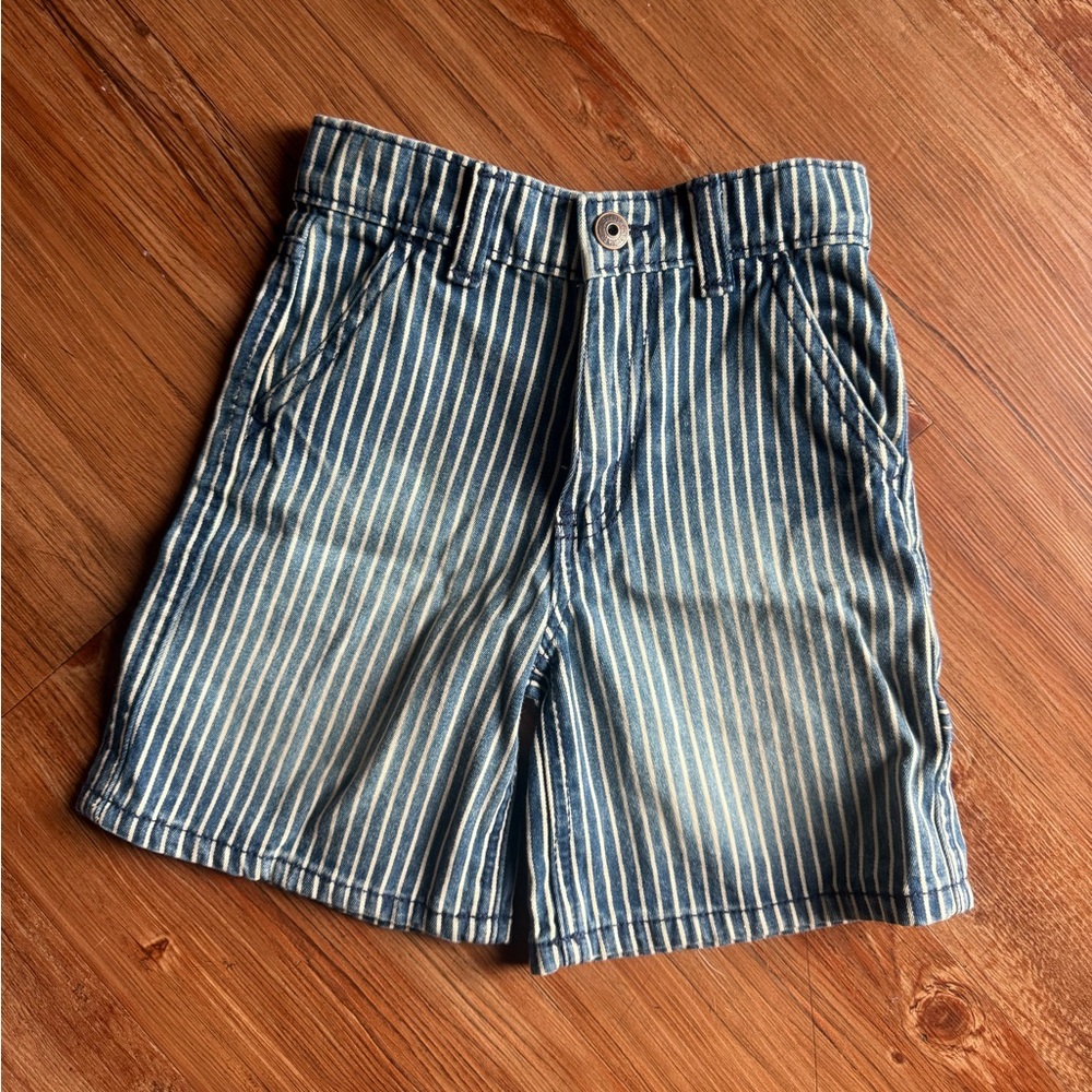 Osh kosh Striped Blue kids Shorts